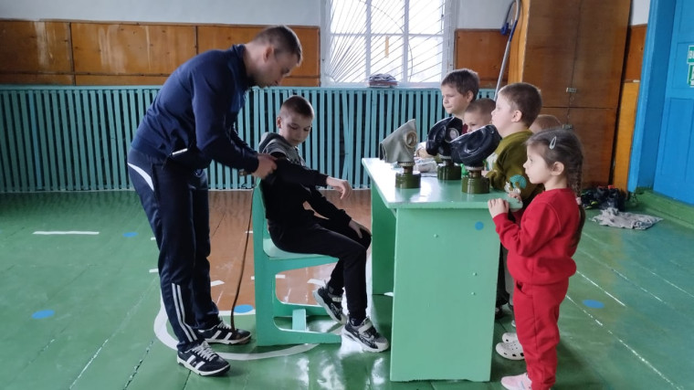Тематические дни по формированию основ безопасного поведения.